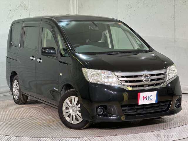 2013 Nissan Serena
