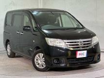 2013 Nissan Serena