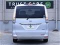 2012 Nissan Serena