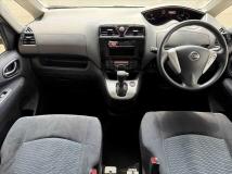 2015 Nissan Serena