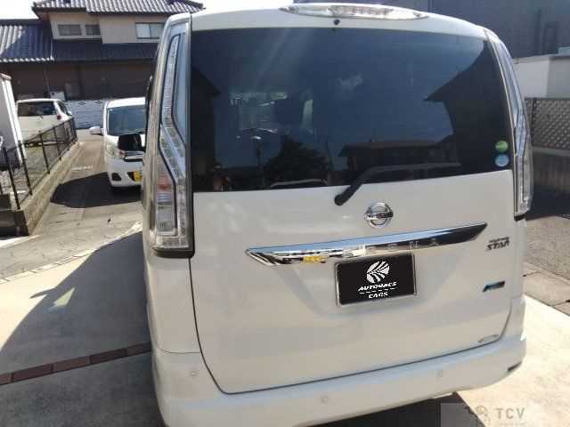 2014 Nissan Serena