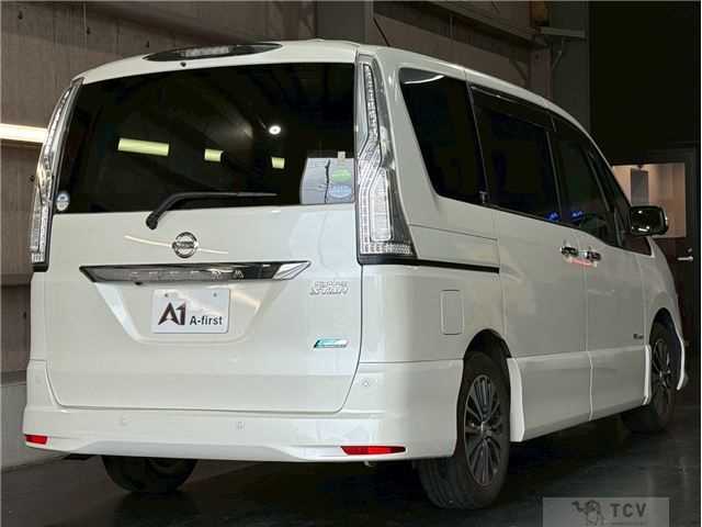 2015 Nissan Serena