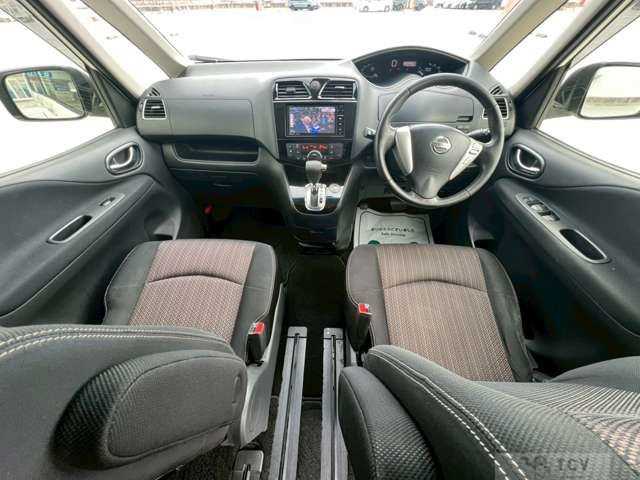 2015 Nissan Serena
