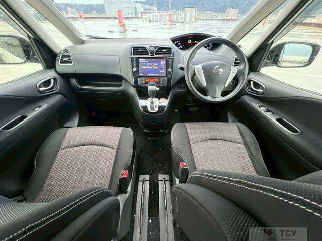 2015 Nissan Serena