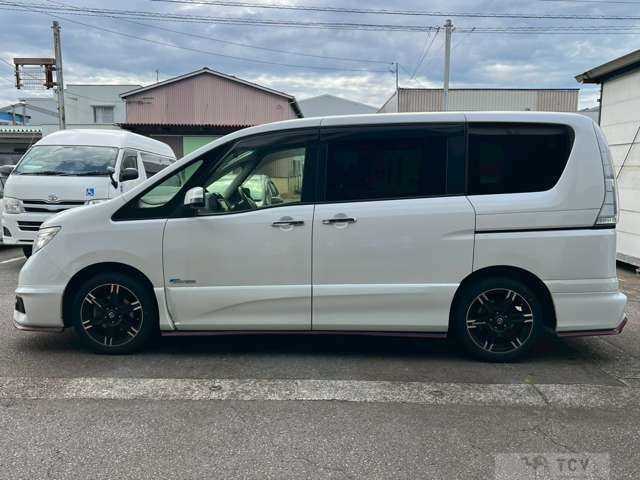 2016 Nissan Serena