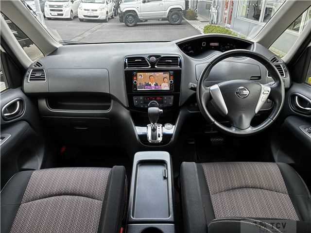 2015 Nissan Serena