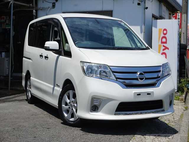 2012 Nissan Serena