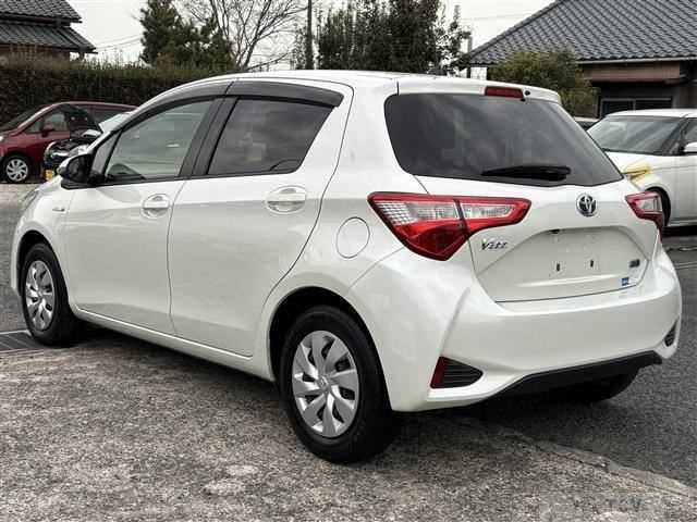 2017 Toyota Vitz