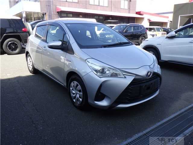 2017 Toyota Vitz