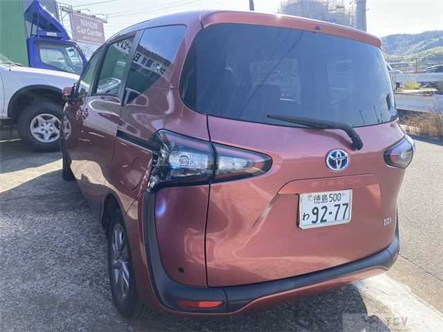 2016 Toyota Sienta
