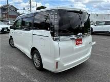 2015 Toyota Voxy
