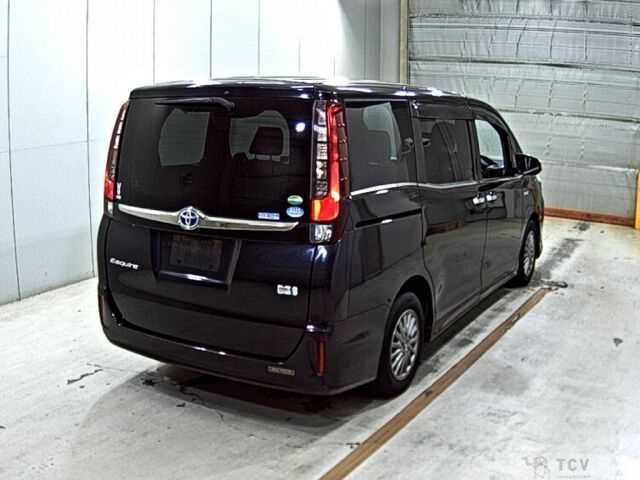 2016 Toyota Esquire