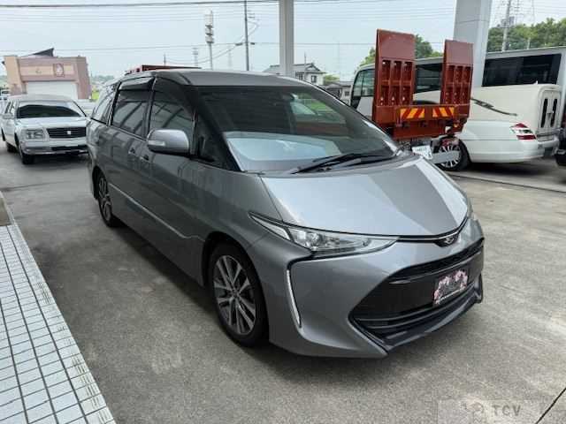 2017 Toyota Estima