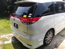 2006 Toyota Estima