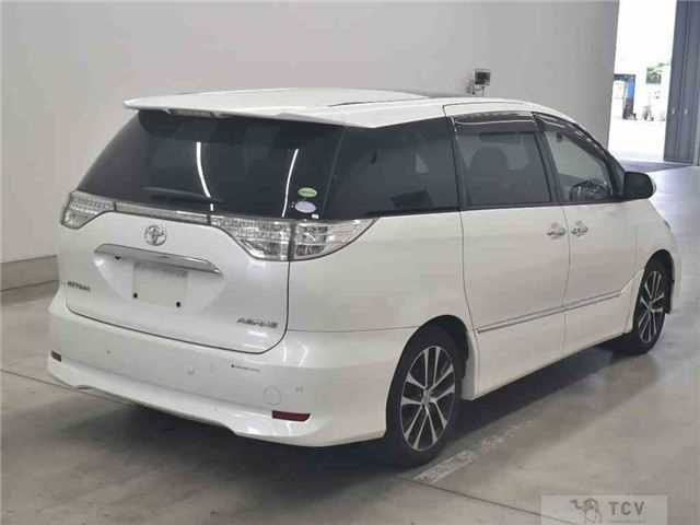2013 Toyota Estima