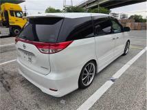 2010 Toyota Estima