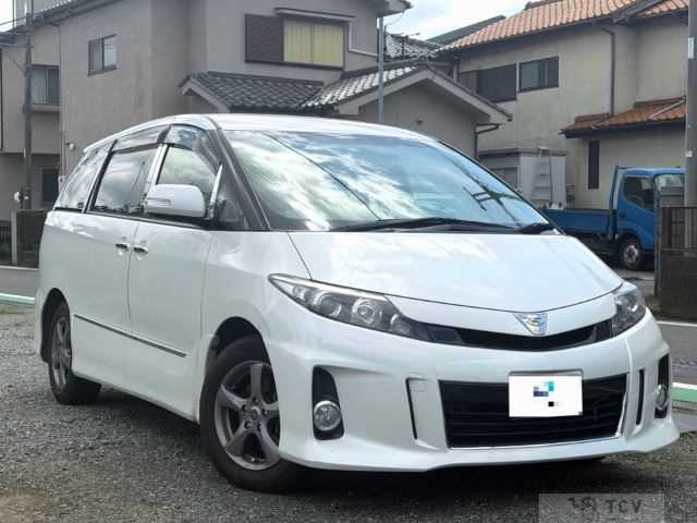 2013 Toyota Estima