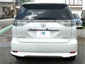 2013 Toyota Estima