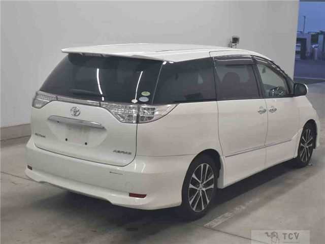 2014 Toyota Estima