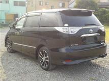 2013 Toyota Estima