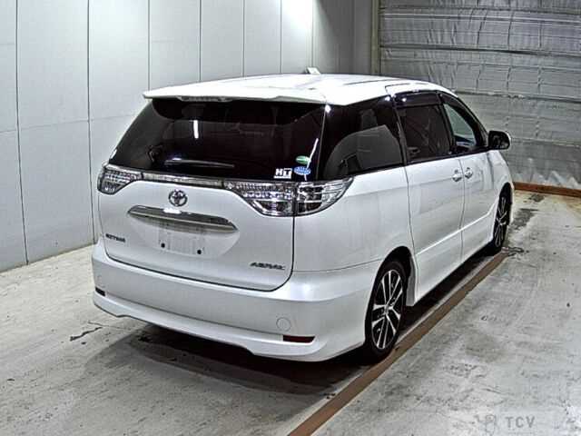 2013 Toyota Estima