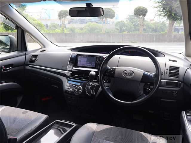 2013 Toyota Estima