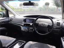2013 Toyota Estima