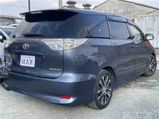 2012 Toyota Estima