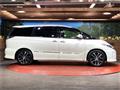 2013 Toyota Estima