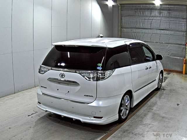 2013 Toyota Estima
