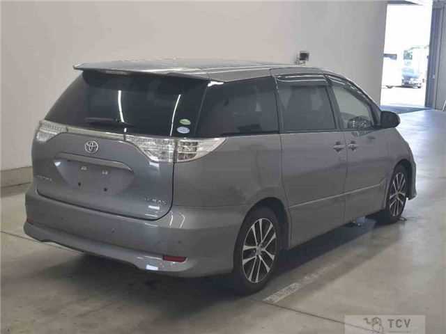 2013 Toyota Estima