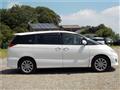 2009 Toyota Estima