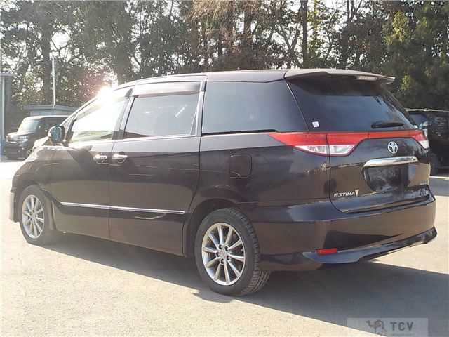 2011 Toyota Estima