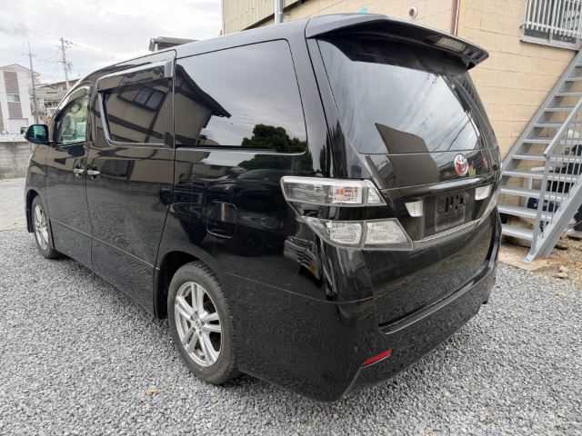 2010 Toyota Vellfire