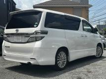 2013 Toyota Vellfire