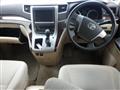 2013 Toyota Alphard