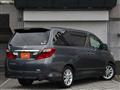 2010 Toyota Alphard