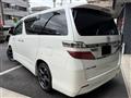 2013 Toyota Vellfire
