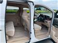 2009 Toyota Alphard
