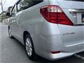 2009 Toyota Alphard