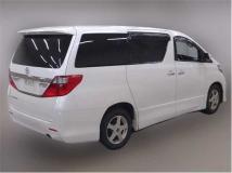 2013 Toyota Alphard