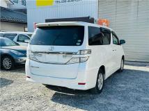 2014 Toyota Vellfire