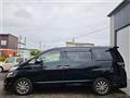 2013 Toyota Vellfire