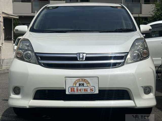 2009 Toyota Isis
