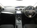 2013 Mazda Axela