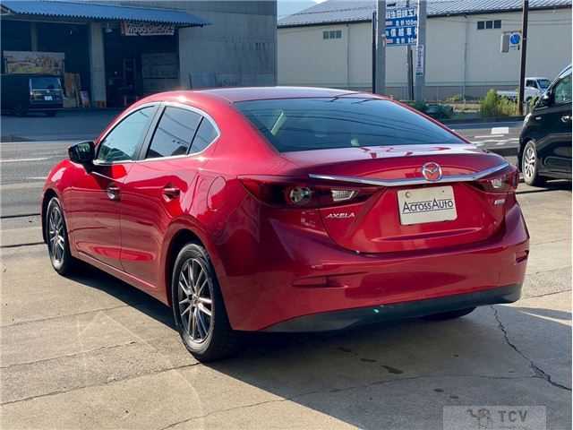 2014 Mazda Axela