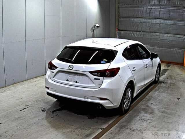 2016 Mazda Axela Sport