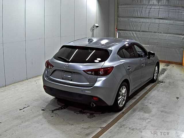 2014 Mazda Axela Sport