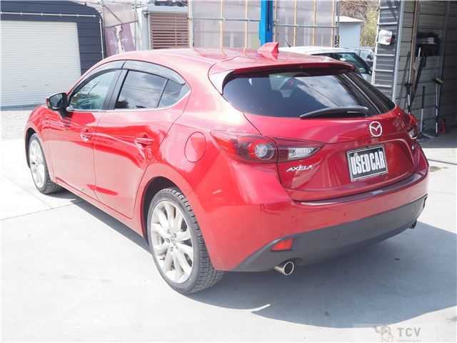 2014 Mazda Axela Sport