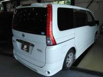 2009 Nissan Serena